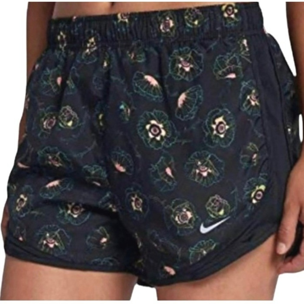 NIKE Women's Small Black Floral Poppy Dri-FIT Running Shorts Athletic